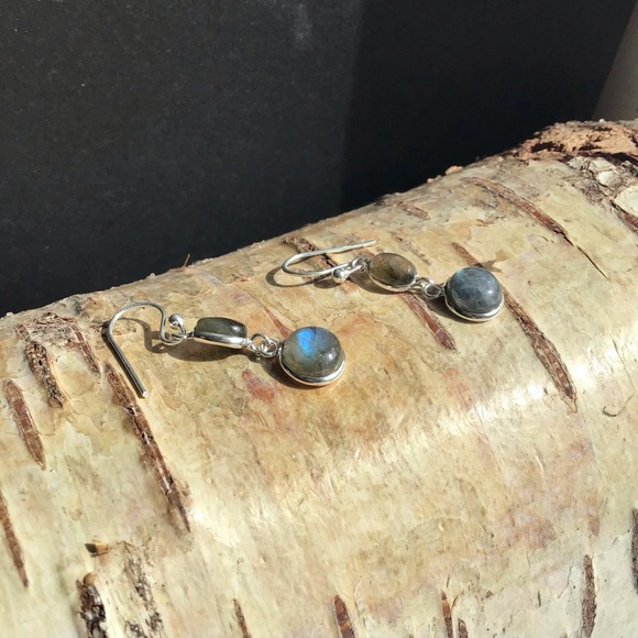 925 Labradorite Earrings. - Picture 15 of 16